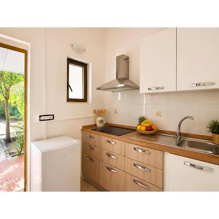 Lovely In Marina With Outdoor Swimming Pool * Nicotera