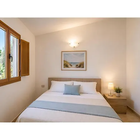 Сasa de vacaciones Lovely In Marina With Outdoor Swimming Pool Nicotera